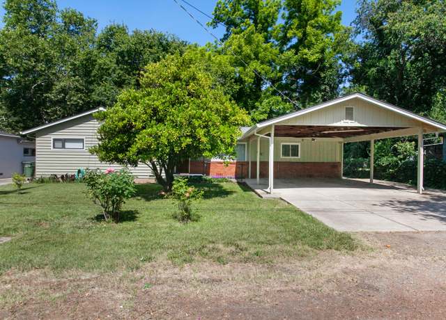 Property at 2722 Russell St, Redding, CA 96001, 3 beds, 2 baths