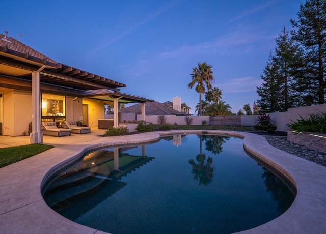 Property at 4395 San Martin Pl, Redding, CA 96003, 4 beds, 2 baths
