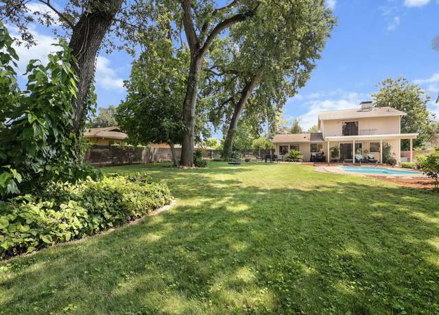 Property at 6826 Sacramento Dr, Redding, CA 96001, 3 beds, 2.5 baths