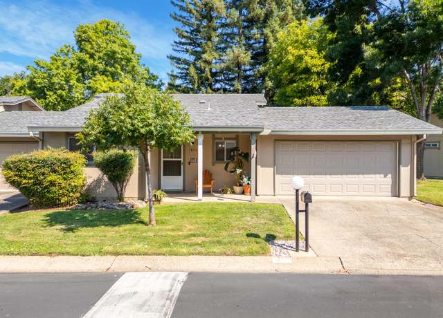 Property at 1870 Del Mar Ave, Redding, CA 96003, 2 beds, 2 baths