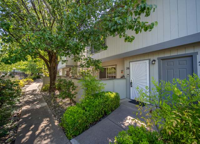 Property at 200 Ridgetop Dr #26, Redding, CA 96003, 2 beds, 2.5 baths
