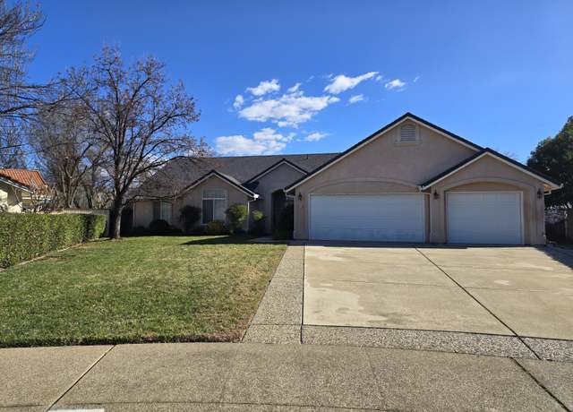 Property at 1705 Kingswood Way, Redding, CA 96003, 3 beds, 2 baths