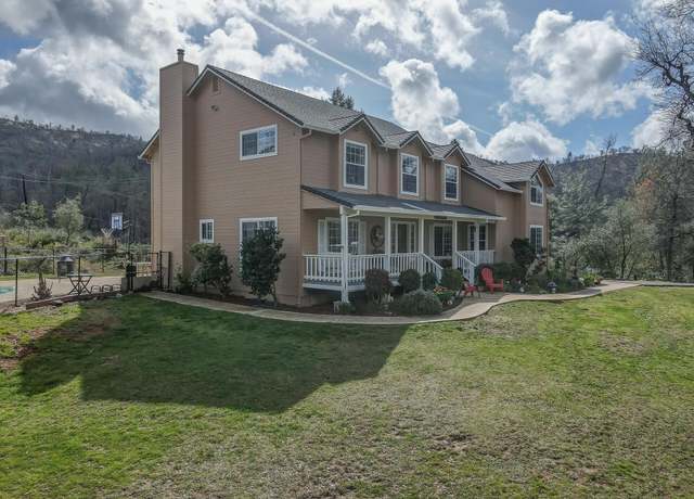 Property at 8703 Muletown Rd, Redding, CA 96001, 4 beds, 2.5 baths