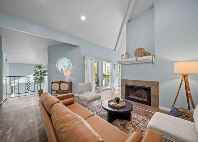 Property at 225 Ridgetop Dr #215, Redding, CA 96003, 2 beds, 2 baths