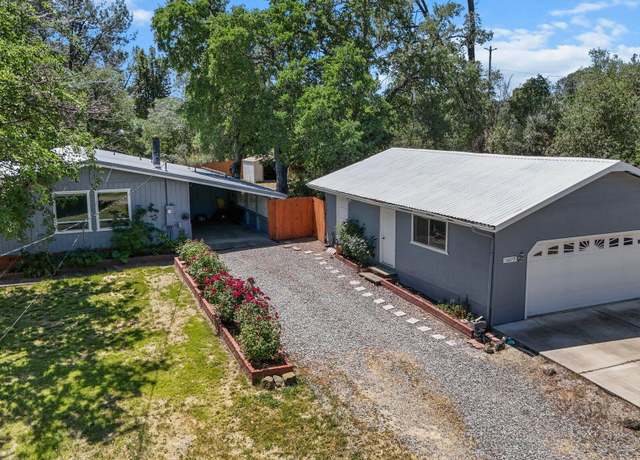 Property at 16679 Thompson Ln, Redding, CA 96001, 3 beds, 1.5 baths