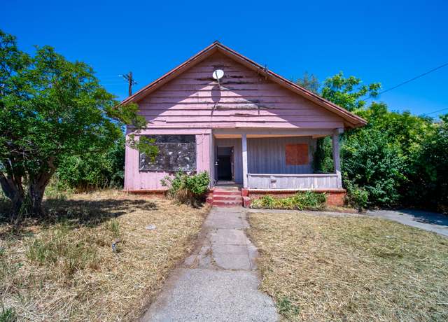 Property at 1868 Gold St, Redding, CA 96001, 2 beds, 1 bath