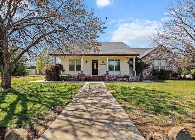 Property at 19285 Country View Dr, Cottonwood, CA 96022, 3 beds, 2 baths