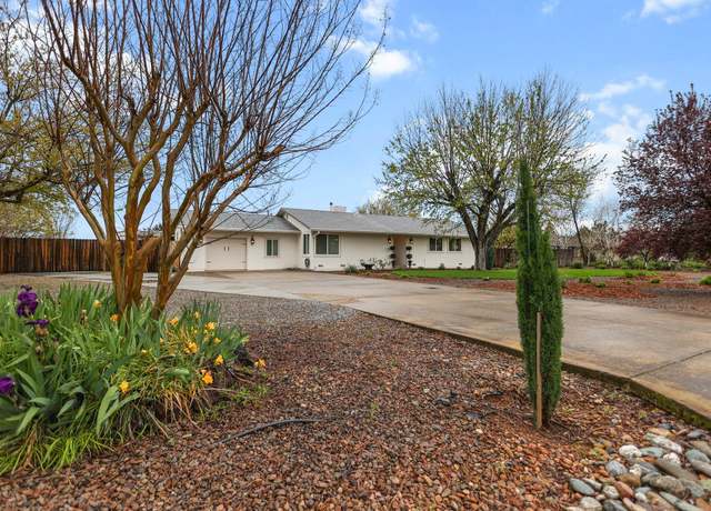Property at 6703 Drake Dr, Anderson, CA 96007, 3 beds, 2 baths