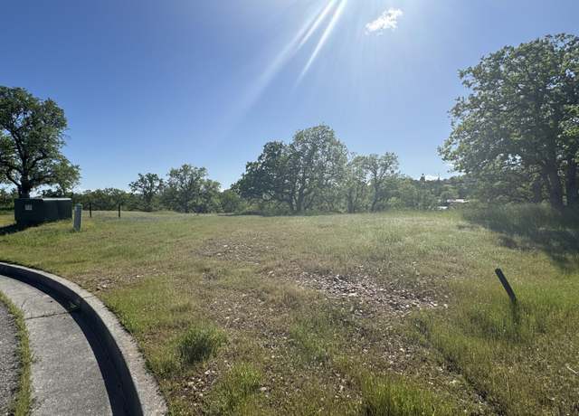 Property at 22535 Rio Robles Dr, Red Bluff, CA 96080