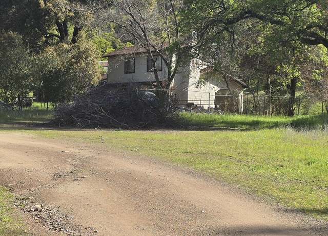 Property at 15027 Bear Mountain Rd, Redding, CA 96003, 3 beds, 2 baths