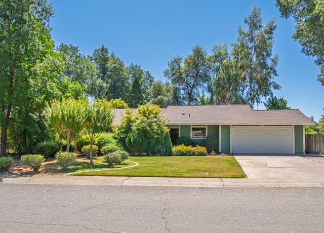 Property at 839 Oakmont Dr, Redding, CA 96003, 3 beds, 1 bath