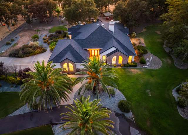 Property at 22940 Sunriver Dr, Red Bluff, CA 96080, 4 beds, 2 baths
