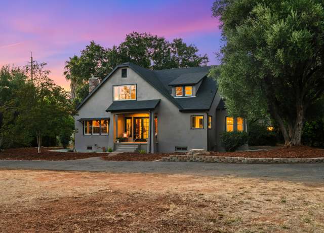 Property at 1941 Canby Rd, Redding, CA 96002, 5 beds, 2 baths