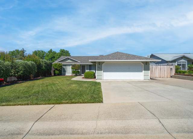 Property at 1626 French Lace Ln, Redding, CA 96003, 3 beds, 2 baths