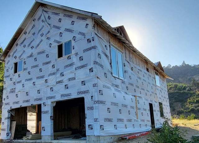 Property at 15028 Middletown Park Dr, Redding, CA 96001, 2 beds, 2 baths