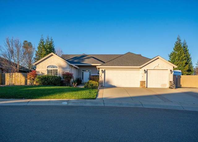 Property at 3318 Old Lantern Dr, Redding, CA 96003, 4 beds, 2 baths
