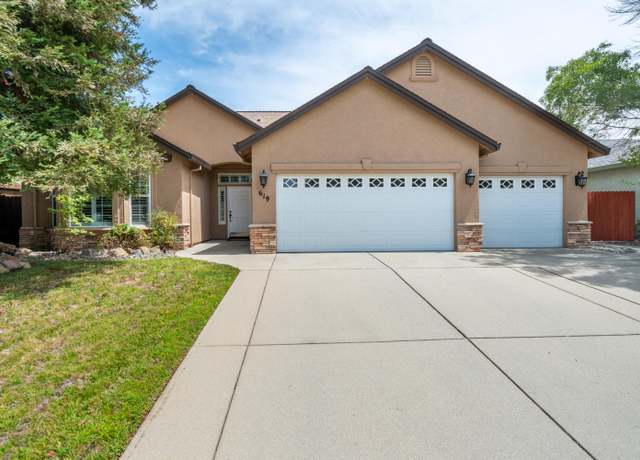 Property at 619 Casa Buena St, Redding, CA 96003, 3 beds, 2 baths