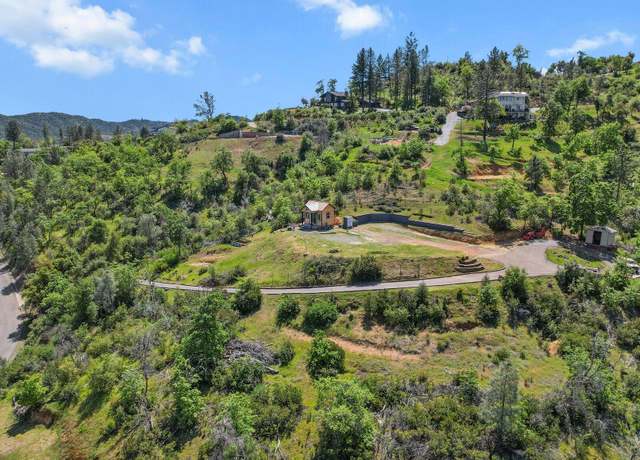 Property at 15938 Highland Cir, Redding, CA 96001