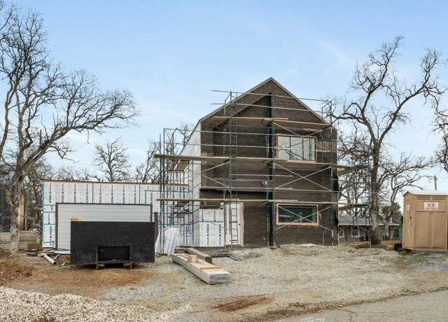 Property at 1319 Ridge Dr, Redding, CA 96001, 5 beds, 3 baths