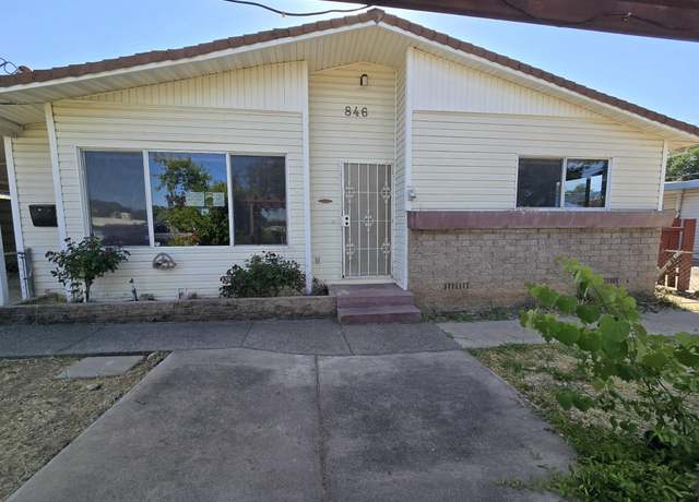 Property at 846 Ridge Rd, Redding, CA 96003, 2 beds, 1.5 baths