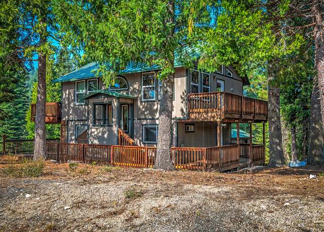 Property at 409 Big Sky Rd, Mount Shasta, CA 96067, 2 beds, 2.5 baths