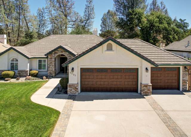 Property at 5537 Indianwood Dr, Redding, CA 96001, 3 beds, 2 baths