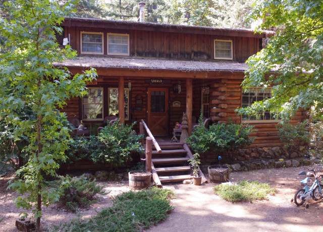 Property at 31 Lake Rd, Junction City, CA 96048, 3 beds, 2 baths