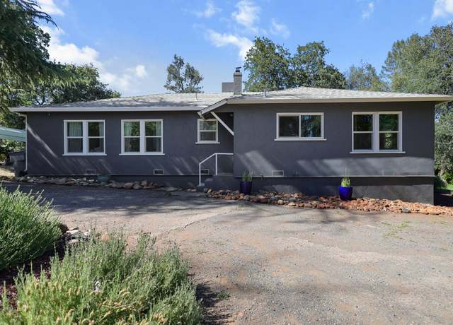 Property at 3826 Railroad Ave, Redding, CA 96001, 3 beds, 2 baths