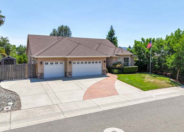 Property at 3337 Old Lantern Dr, Redding, CA 96003, 3 beds, 2 baths