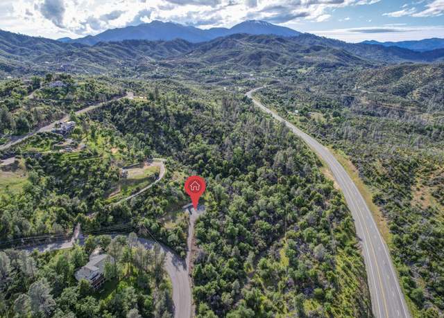 Property at 15952 Highland Cir, Redding, CA 96001
