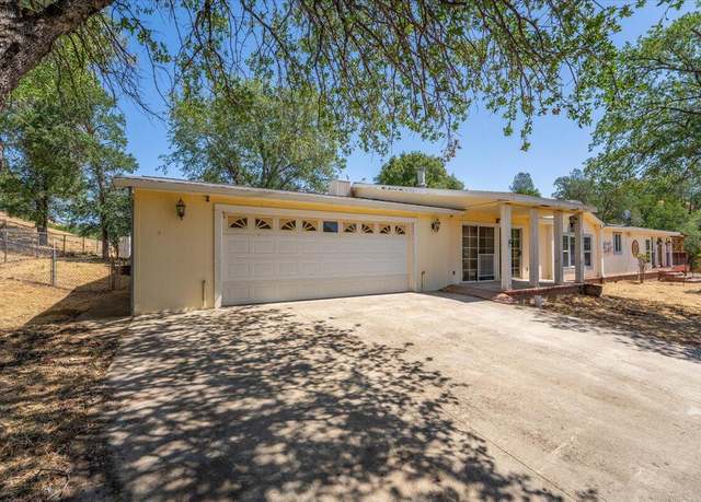 Property at 22400 E Elk Trl, Redding, CA 96003, 3 beds, 3 baths