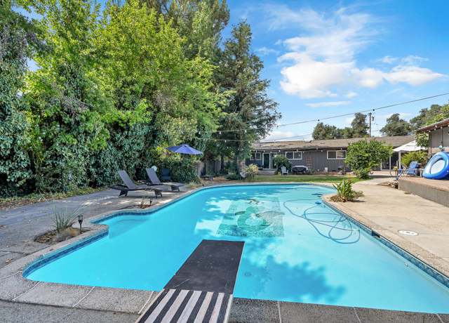 Property at 6849 W Waverly Ave, Redding, CA 96001, 3 beds, 2.5 baths