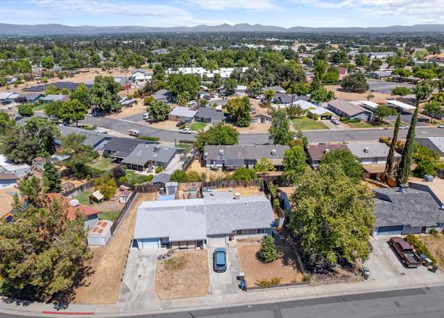 Property at 1994 Spruce Cir, Anderson, CA 96007, 2 beds, 1 bath