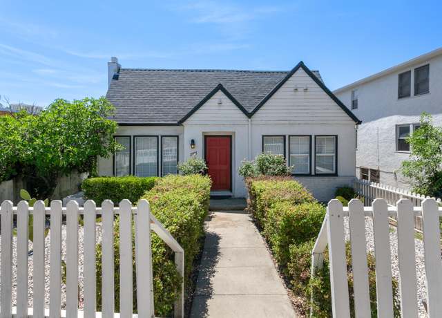 Property at 2327 Eureka Way, Redding, CA 96001, 4 beds, 3 baths