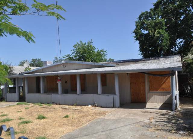 Property at 4098 St Patricks Ave, Redding, CA 96003, 2 beds, 1 bath