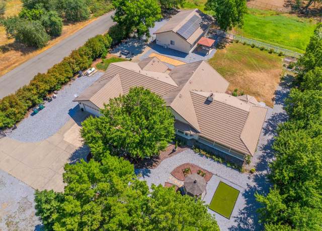Property at 19495 Natalie Way, Redding, CA 96003, 3 beds, 3.5 baths