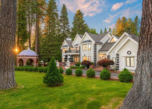 Property at 614 Shasta Way, Mount Shasta, CA 96067, 4 beds, 4 baths