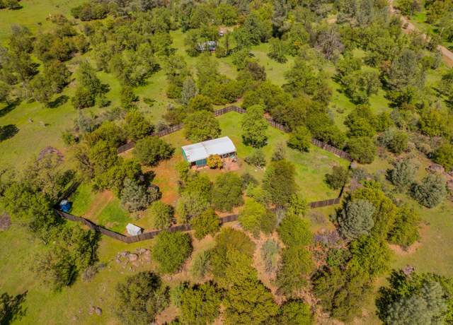 Property at 22528 E Elk Trl, Redding, CA 96003