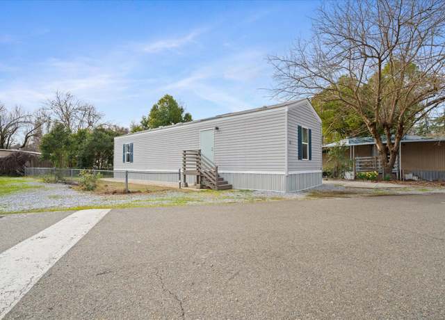 Property at 2200 Jewell Ln #28 Ln, Redding, CA 96001, 2 beds, 1 bath