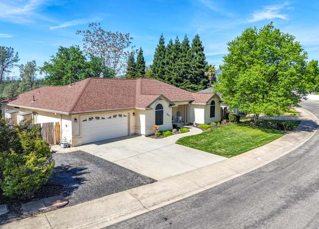 Property at 3845 Sunglow Dr, Redding, CA 96001, 3 beds, 2 baths