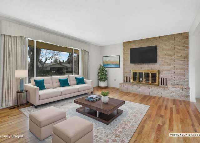 Property at 830 Royal Oak Dr, Redding, CA 96001, 3 beds, 2 baths