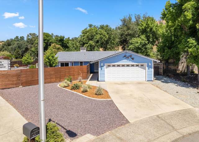 Property at 466 Tourmaline Way, Redding, CA 96003, 3 beds, 2 baths