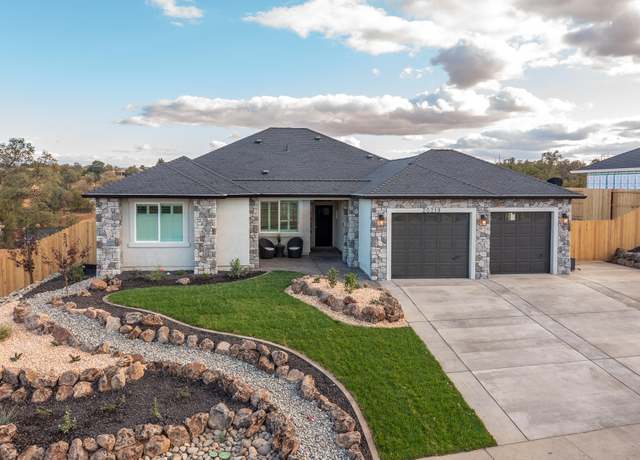 Property at 4859 Sierra Ct, Anderson, CA 96007, 4 beds, 2 baths