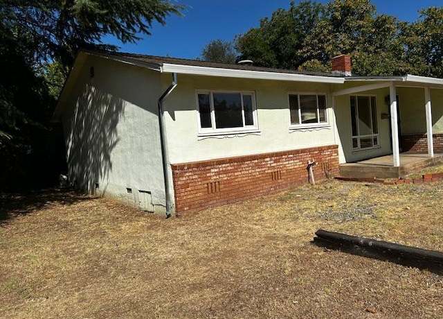 Property at 2976 West Way, Redding, CA 96002, 4 beds, 2 baths