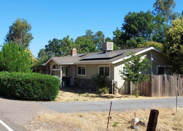 Property at 2827 Stingy Ln, Anderson, CA 96007, 3 beds, 2 baths
