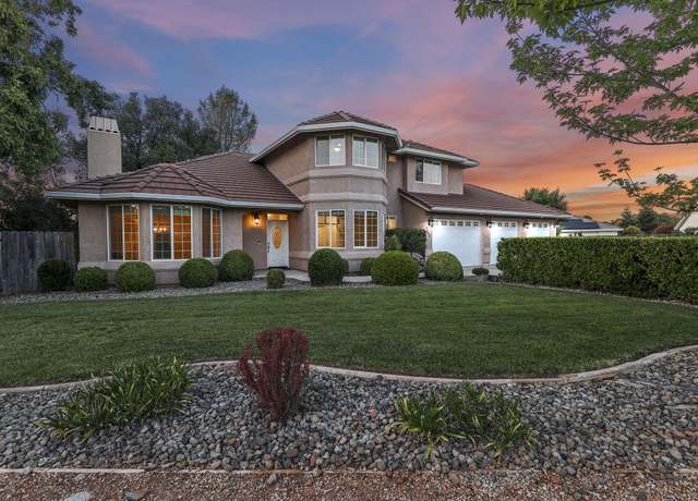 Property at 20340 Greenview Dr, Redding, CA 96002, 5 beds, 2.5 baths