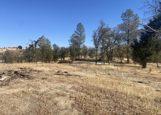 Property at 16107 Cagle Ln, Redding, CA 96001
