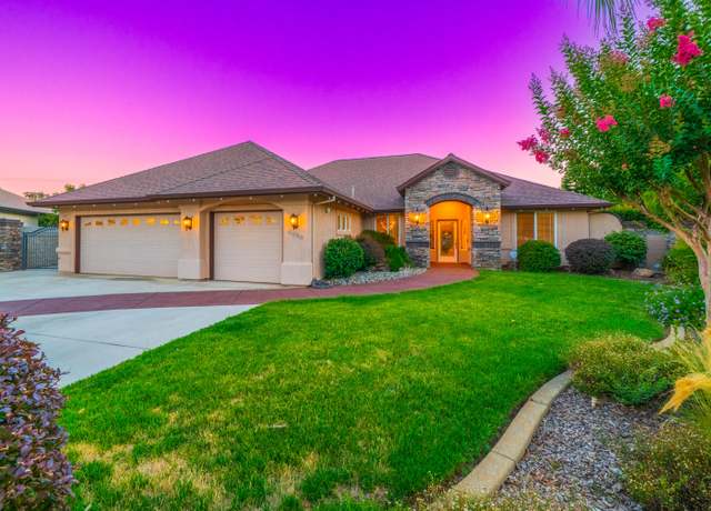 Property at 4894 St Charles Dr, Redding, CA 96002, 3 beds, 2 baths