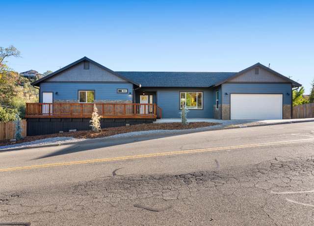 Property at 1140 Redbud Dr, Redding, CA 96001, 4 beds, 3 baths