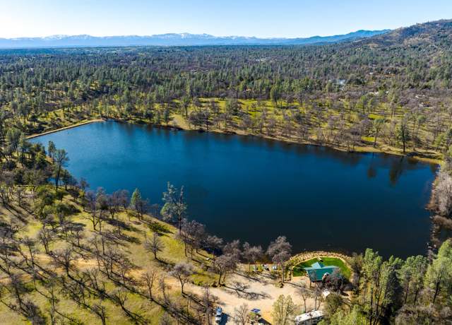 Property at 8499 Simmons Rd, Redding, CA 96001, 2 beds, 1 bath